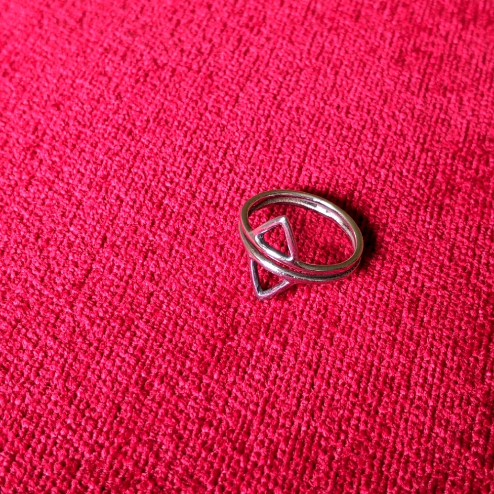 925 STERLING SILVER CUTE RING - Picture 6 of 9